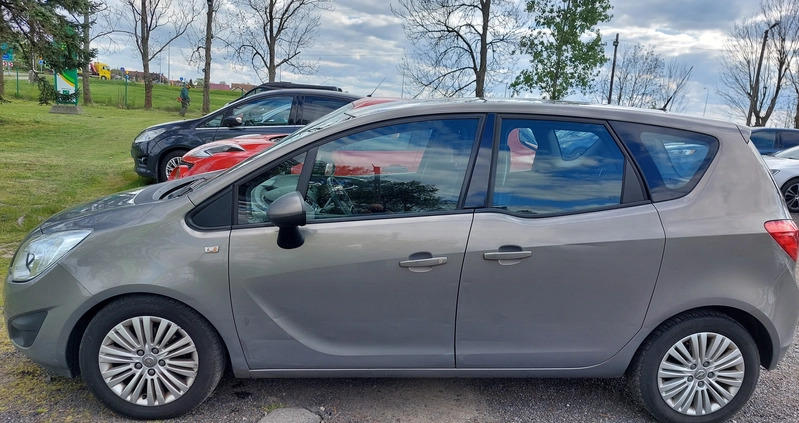 Opel Meriva cena 17400 przebieg: 206200, rok produkcji 2012 z Grodków małe 352